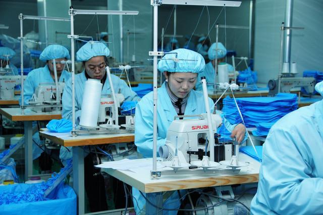 中国廉价劳动力时代已过工厂三宗罪再不改制造业未来堪忧
